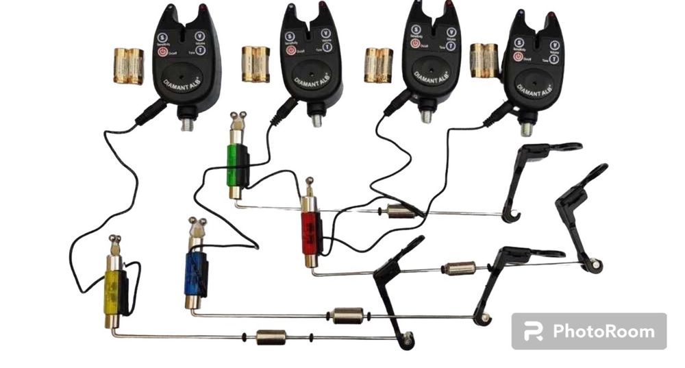Set 4 Avertizori digitali TLI01  si 4 swingere cu lumina cu 4 Picheti
