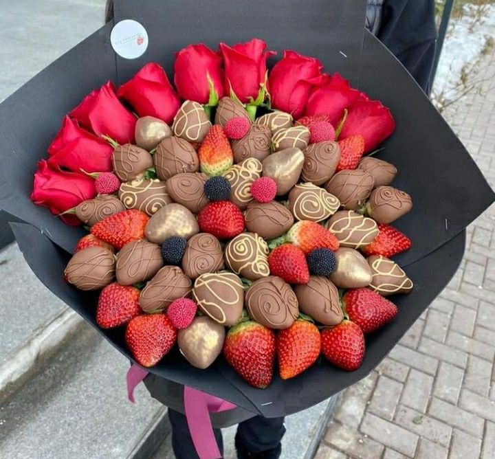 Акция - 20 % скидка Клубника в  Бельгийском шоколаде! От 4000  тг