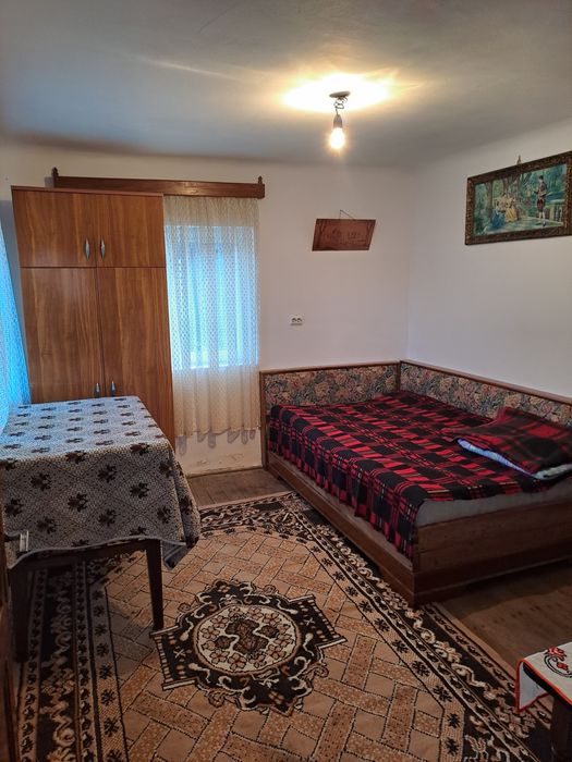 Vând casa în ciofrangeni