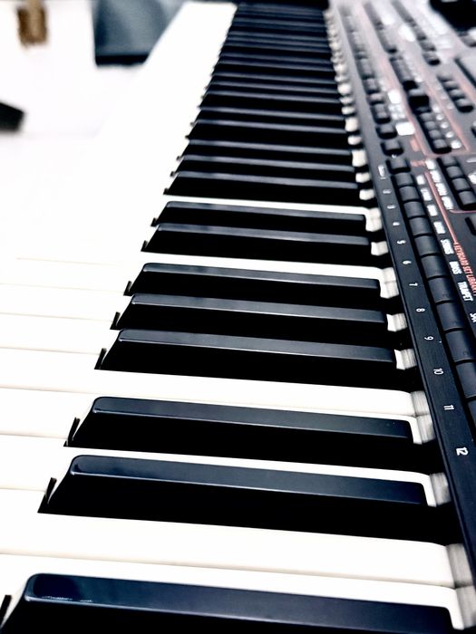 Korg Pa4X 76 clape arata noua super impecabila ne folosita niciodata