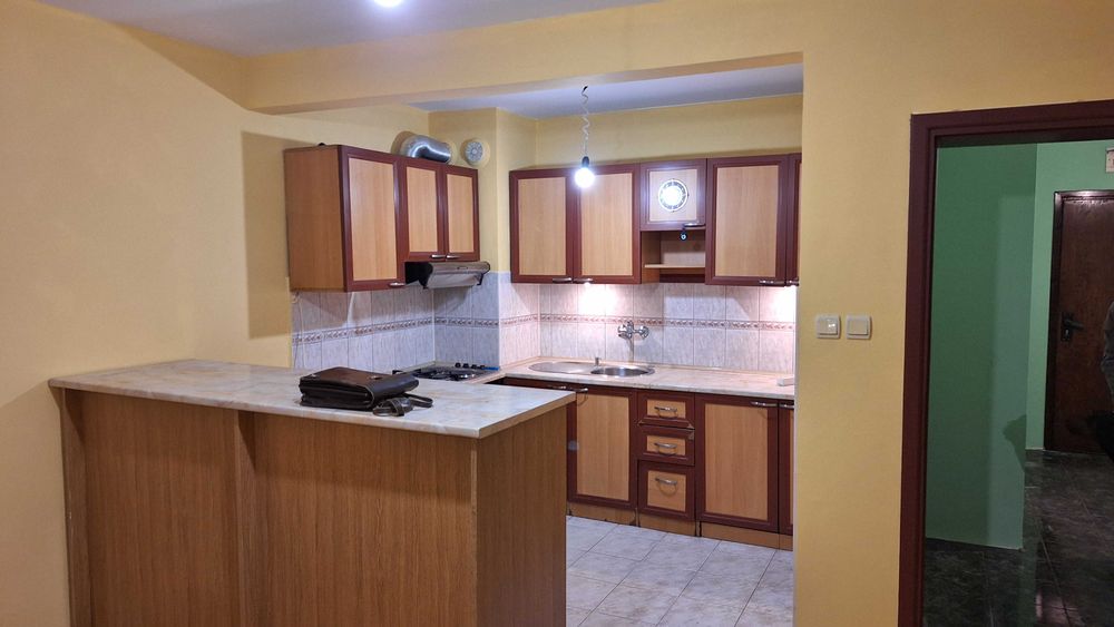 Дава се под наем Двустаен апартамент в Варна, Чайка - 77 кв.м за 408 € - Снимка #1