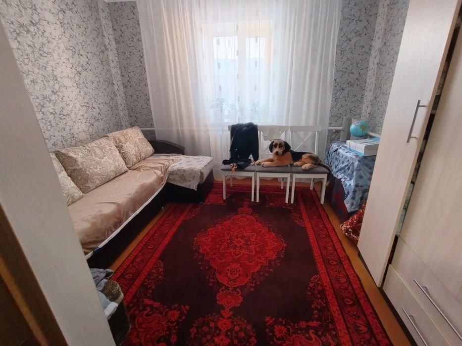 Диван угловой в хорошем состоянии