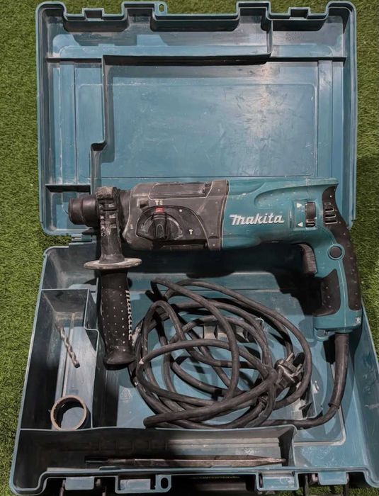 Перфоратор Makita