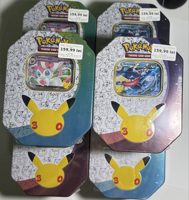 Pokemon 30th aniversary tin