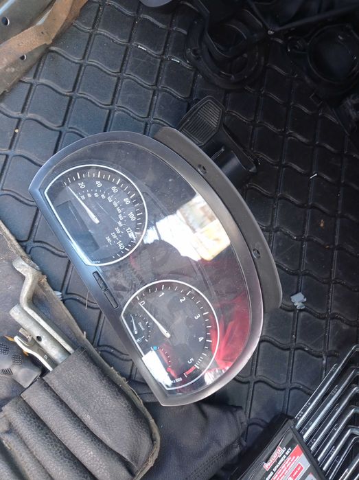 Километраж БМВ х3 3000куб автомат.