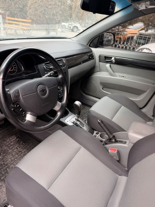 Продам chevrolet gentra 2020 at