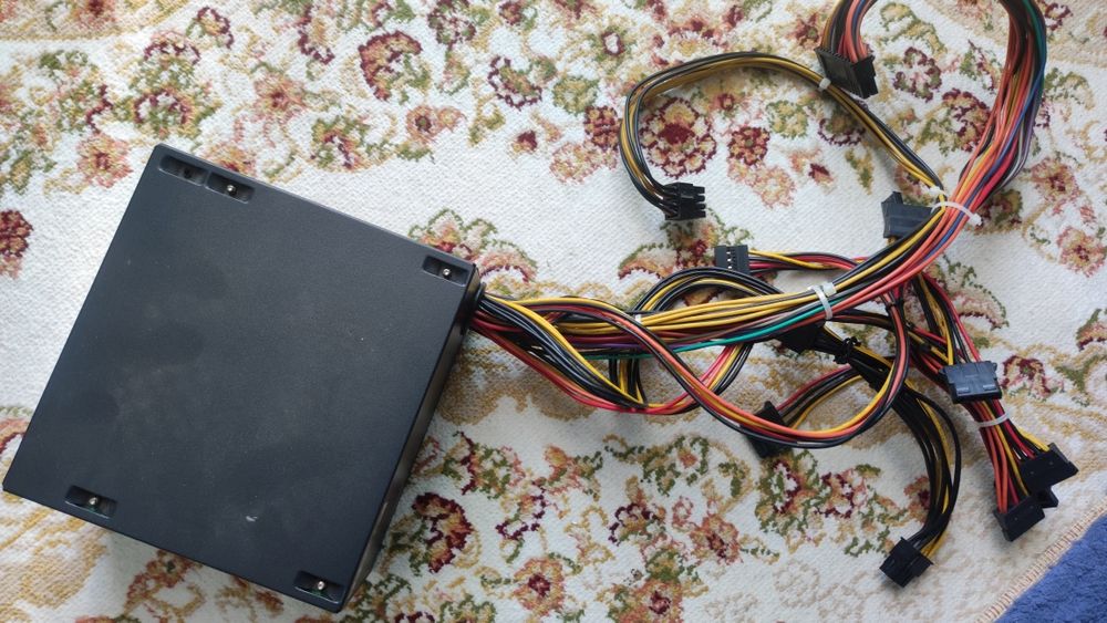 Блок питания AeroCool VX PLUS 600W (600 Вт)