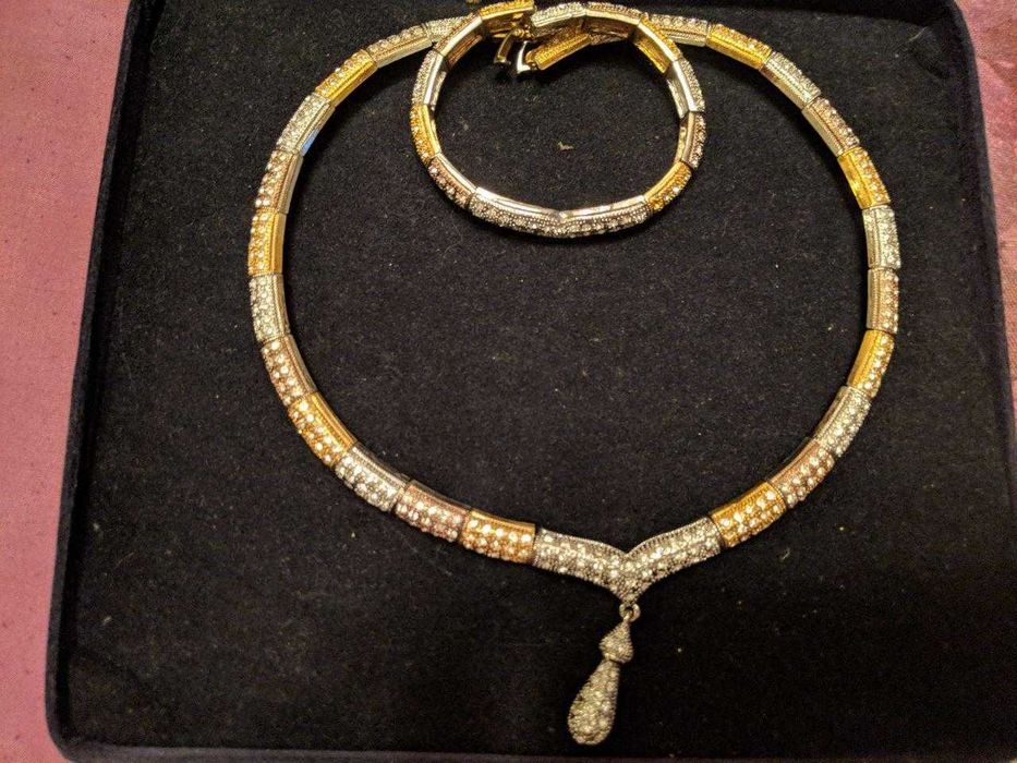 продам позолоченный сетуар из Дубая