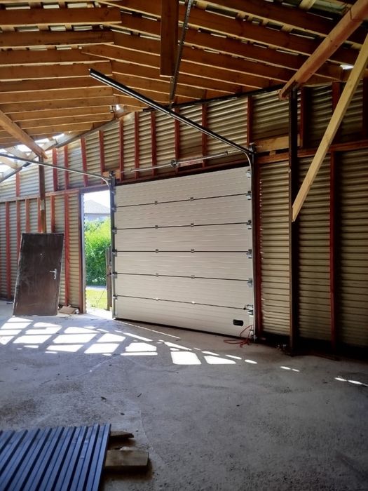 Гаражные ворота промышленные ворота