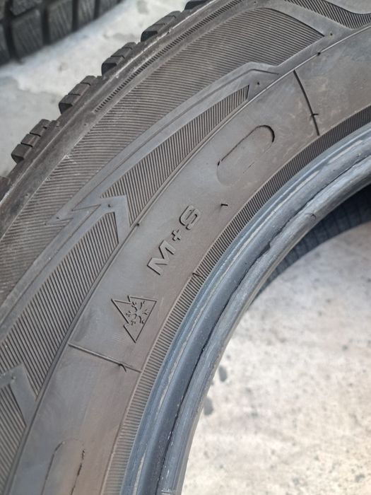 2 anvelope M+S 205 60 r16 Goodyear