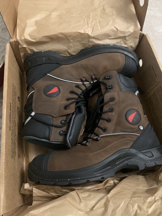 Ботинки рабочие новые