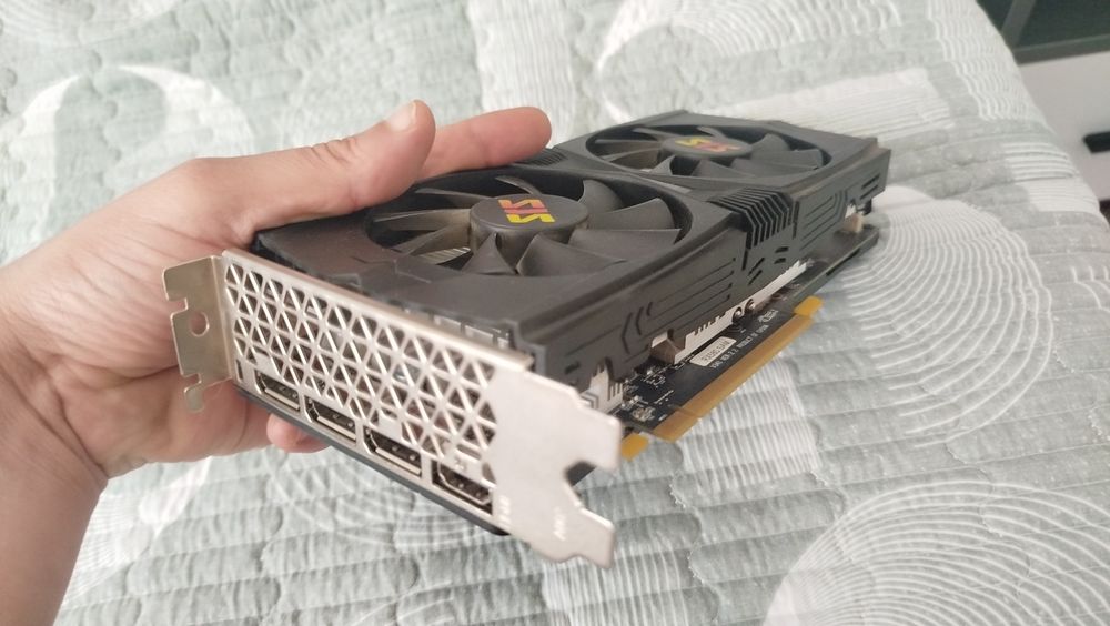 Продам видеокарту rx580 8/256bit