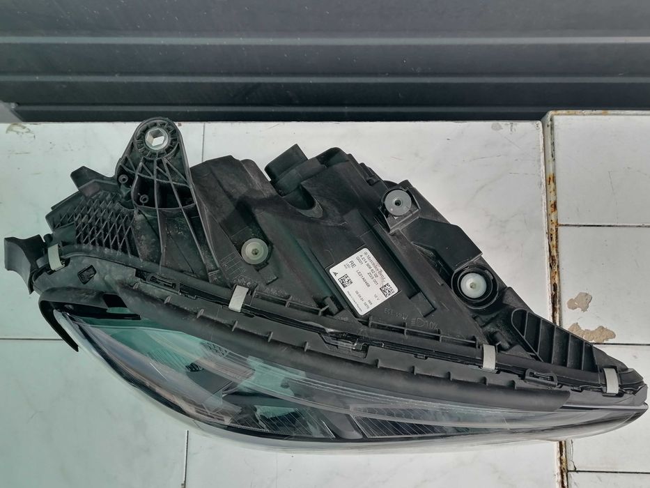 Far dreapta Digital Light Mercedes E-class W214 906 62 02