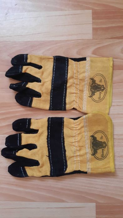 Перчатки спилковые рабочие новые