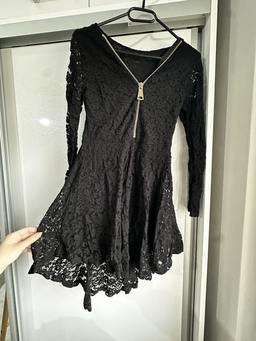 РАЗПРОДАЖБА - всичко по 5 евро