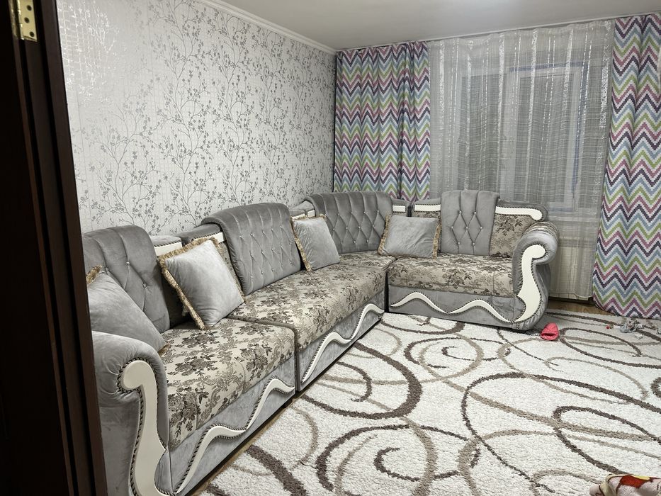 Продам диван в отличном состоянии!!!