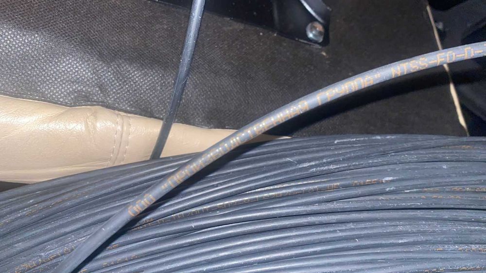 Продам оптический кабель