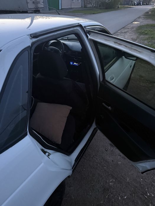 Продам приору 2012 года