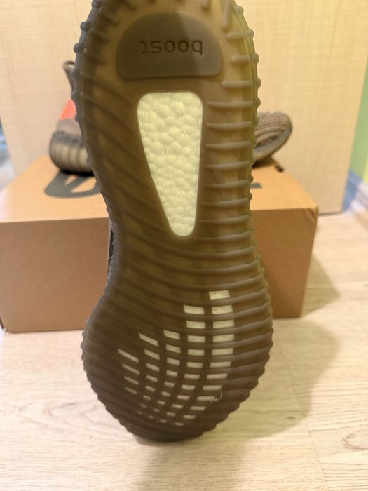 Yeezy Boost 350 V2 "Beluga"