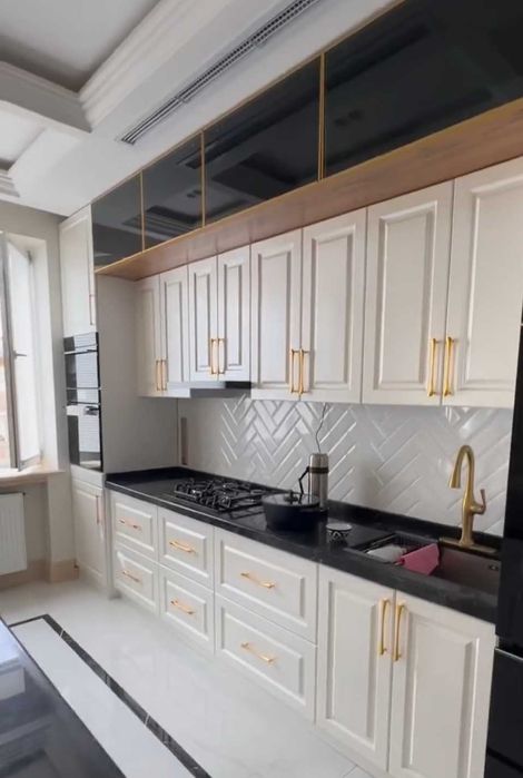 Мебель для кухонной