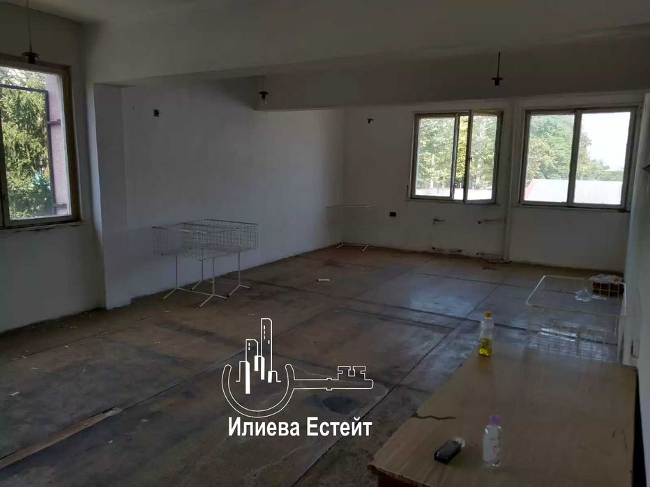 Дава се под наем Магазин в Хасково, Промишлена зона - Изток - 600 кв.м за 612 € - Снимка #7
