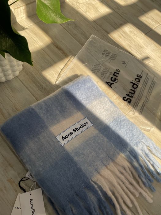 Esarfa acne studios autentica
