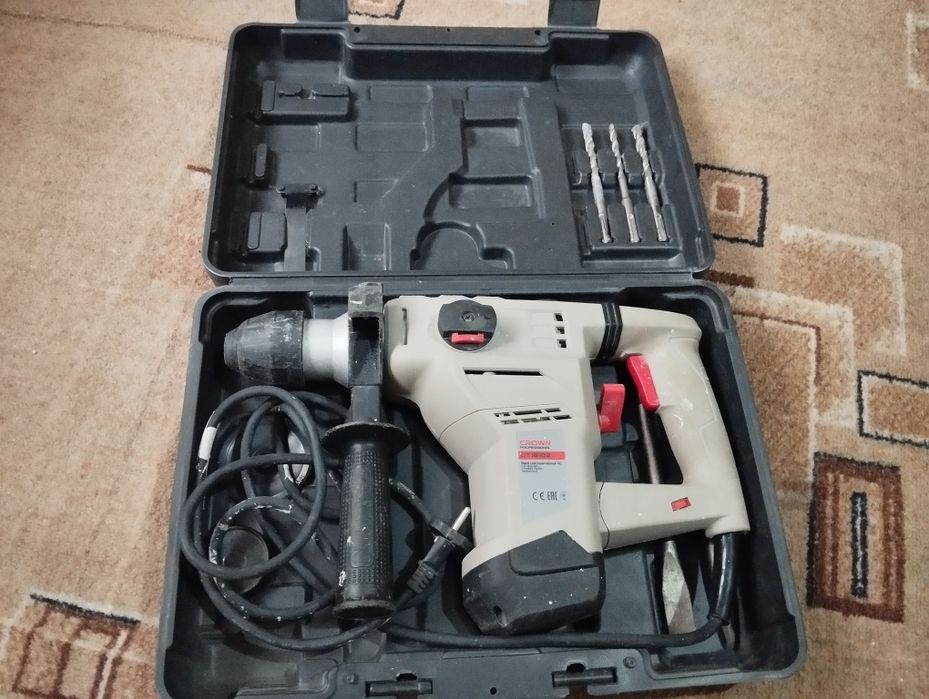 Перфоратор  crown