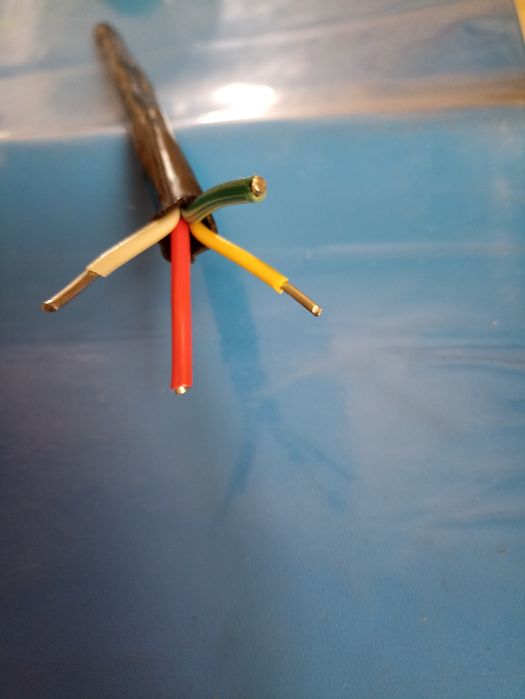 Кабель АВВГ 1×2,5 и 3×4