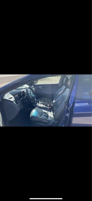 Hyundai  Elantra 2011