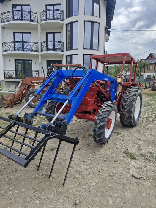 Tractor fiat 640  si 780  cu încărcător