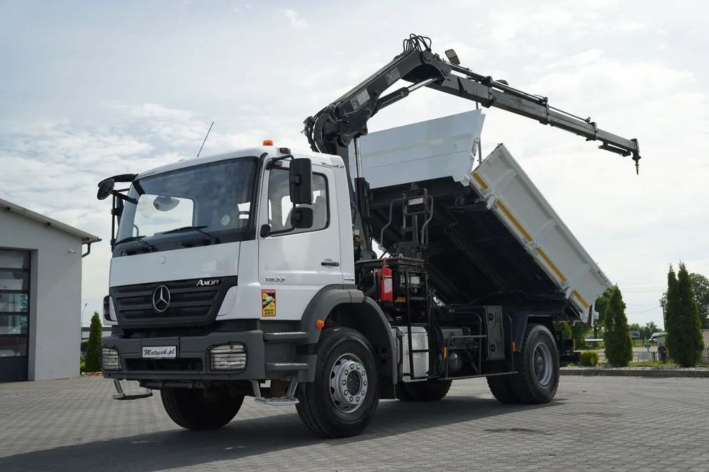 Mercedes-Benz AXOR 1833 / 4x2 / BASCULATOR 3 LATE + HDS HIAB 122 / HYDROBRA / MANUAL /