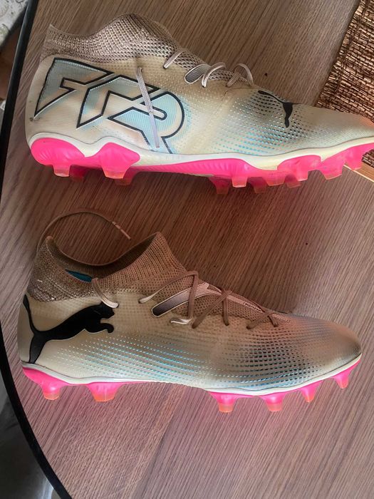 Ghete fotbal, adidas, puma, 250 buc.