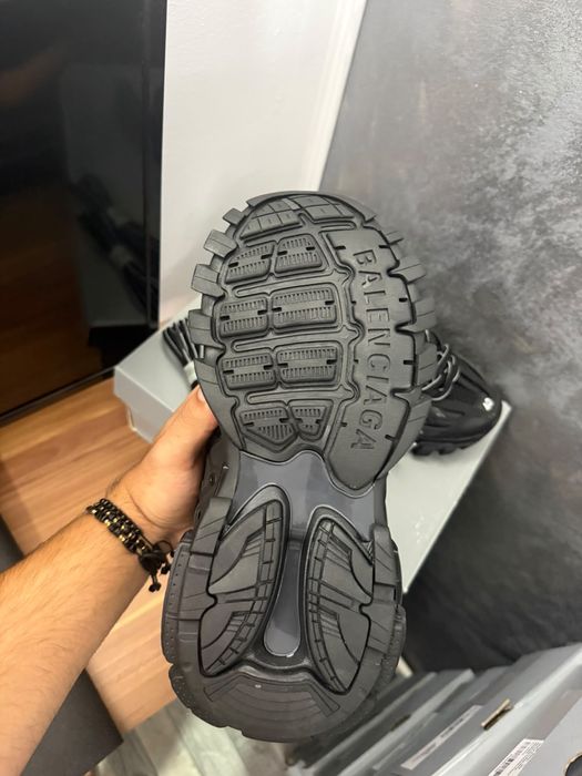 Adidasi balenciaga track negri