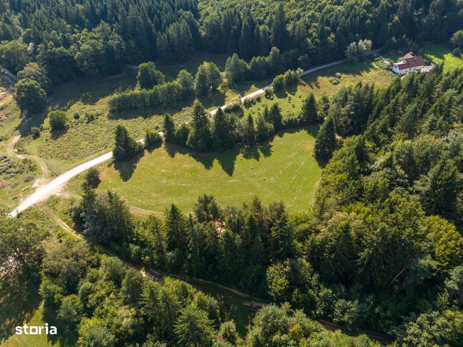Lacuri Vulcan Brasov - Premium in turism-teren 6800mp