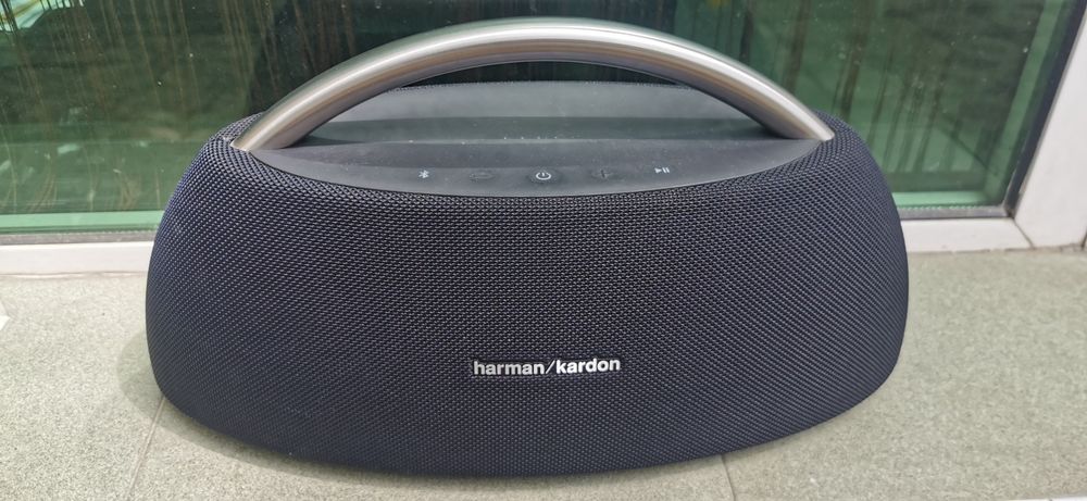 Продавам колона harman kardon Go+play