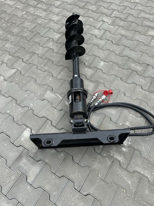 Vand motoburghiu pt miniexcavator si miniincarcator