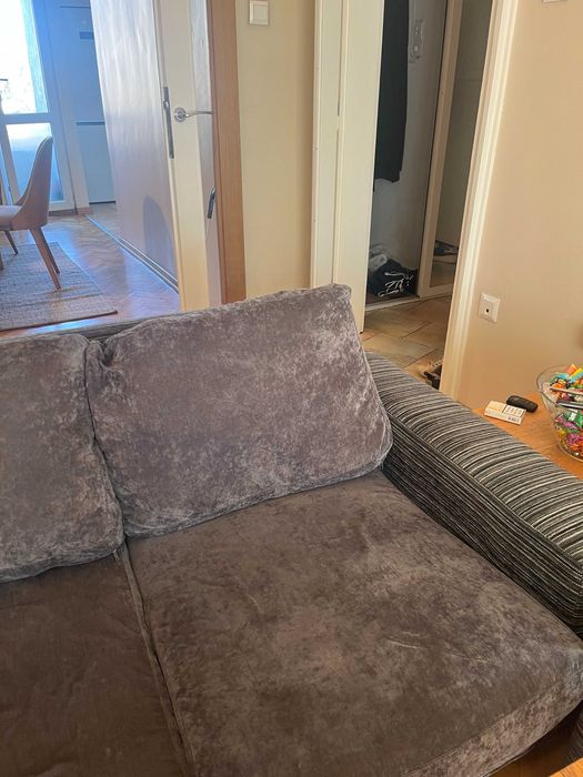 диван и обзавеждане за хол