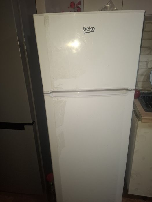 Продам холодильник