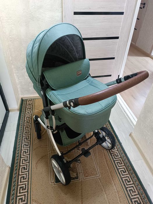 Продам детскую коляску