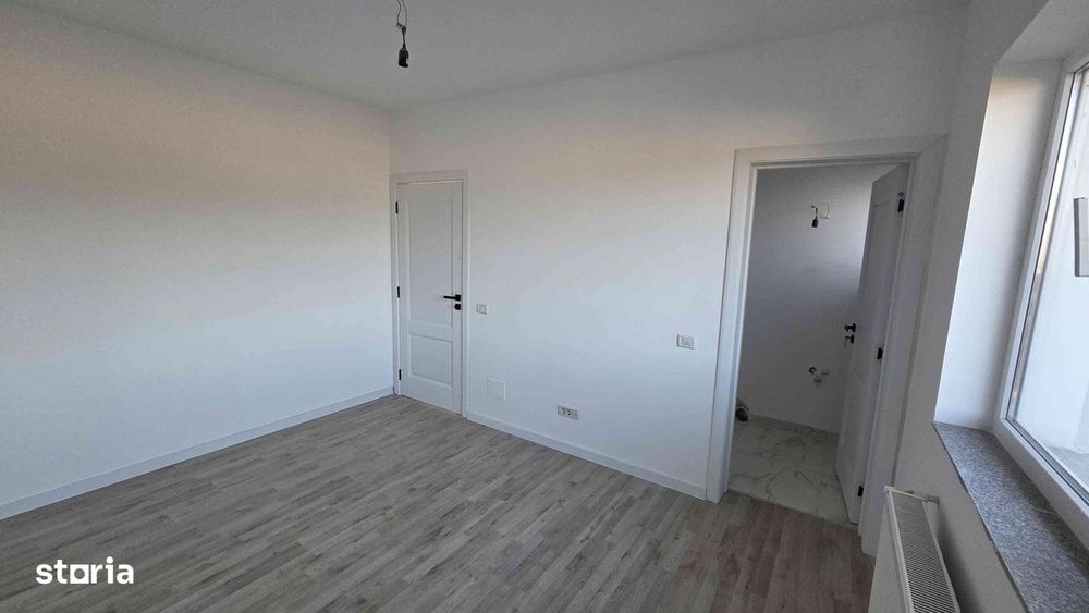 Casă nouă cu 4 camere