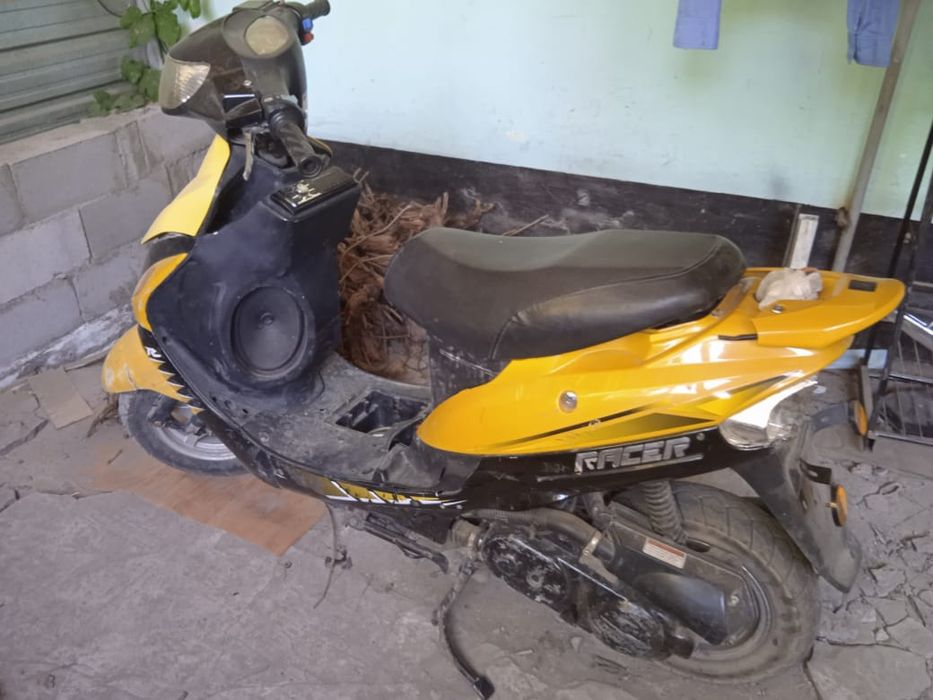 Продам скутер 80куб