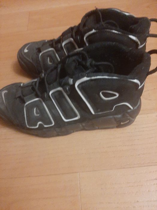 Кроссовки найк   .