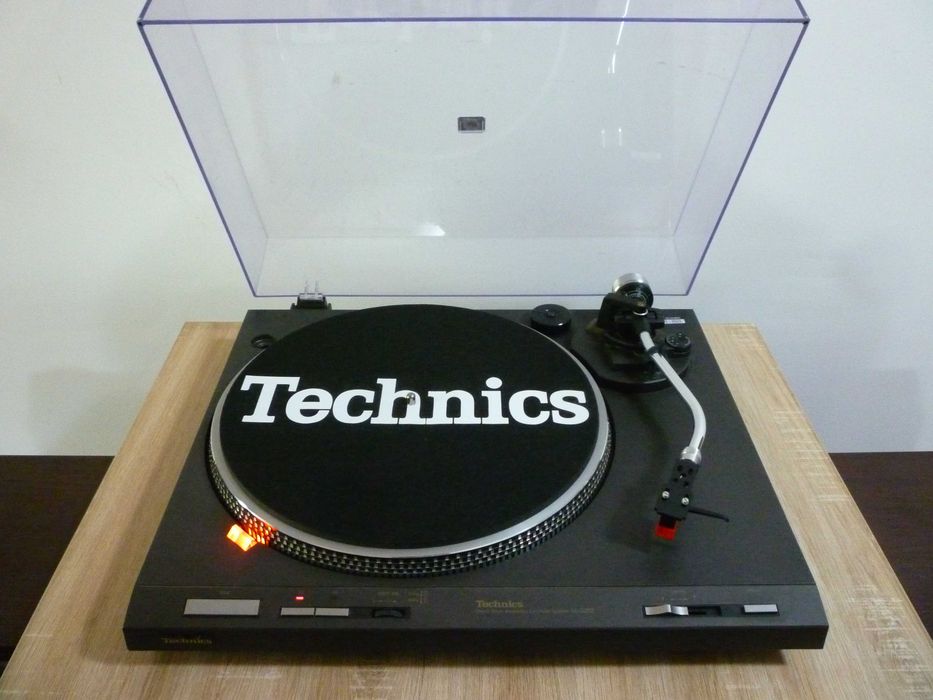 NOU !pick-up technics sl-d202