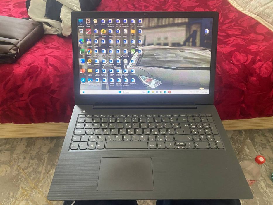 Noutbuk lenovo ofisnoy