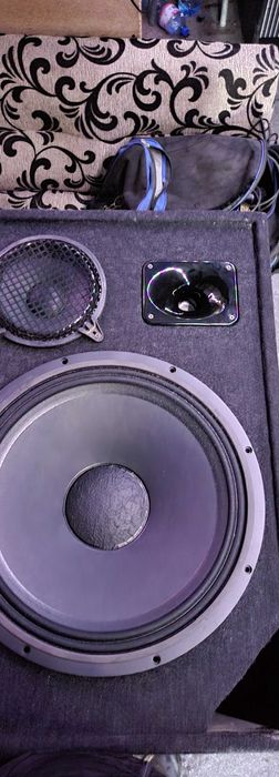 Озвучаване 2х18 и 2х15 инча cerwin vega Стъпало 10k