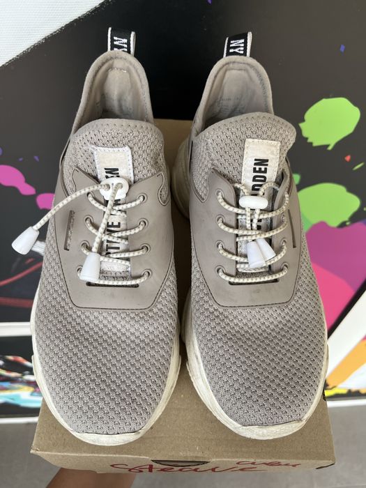 Steve Madden номер 39