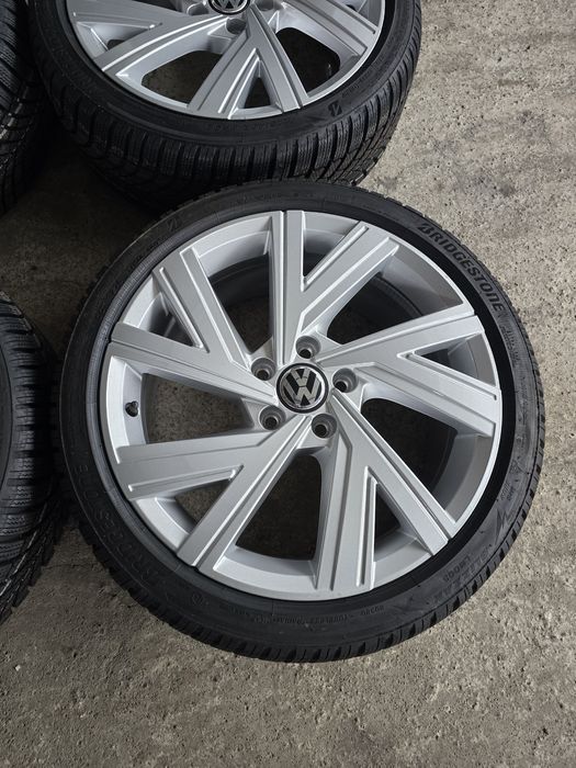 НОВИ Джанти 18 / 5х112 - VW Golf и др. Bergamo 5x112