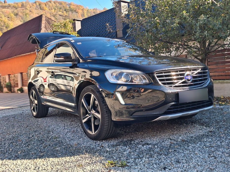 Volvo XC 60 Mașina se prezintă într-o stare estetică și mecanică excelentă, fiind