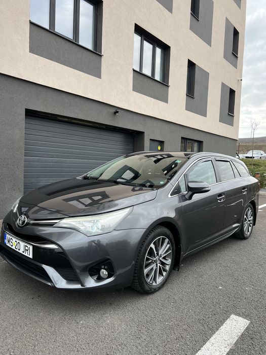 TOYOTA Avensis 2015 — imagine 2