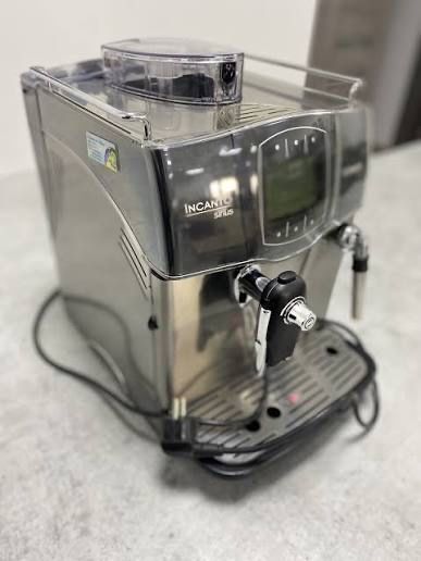 Vand Saeco Sirius  in stare excelenta.